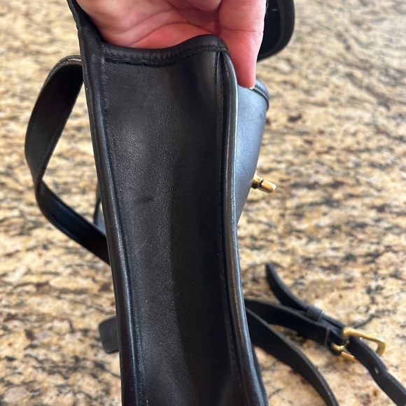 Vintage COACH Side Pack - Picture 7 of 11